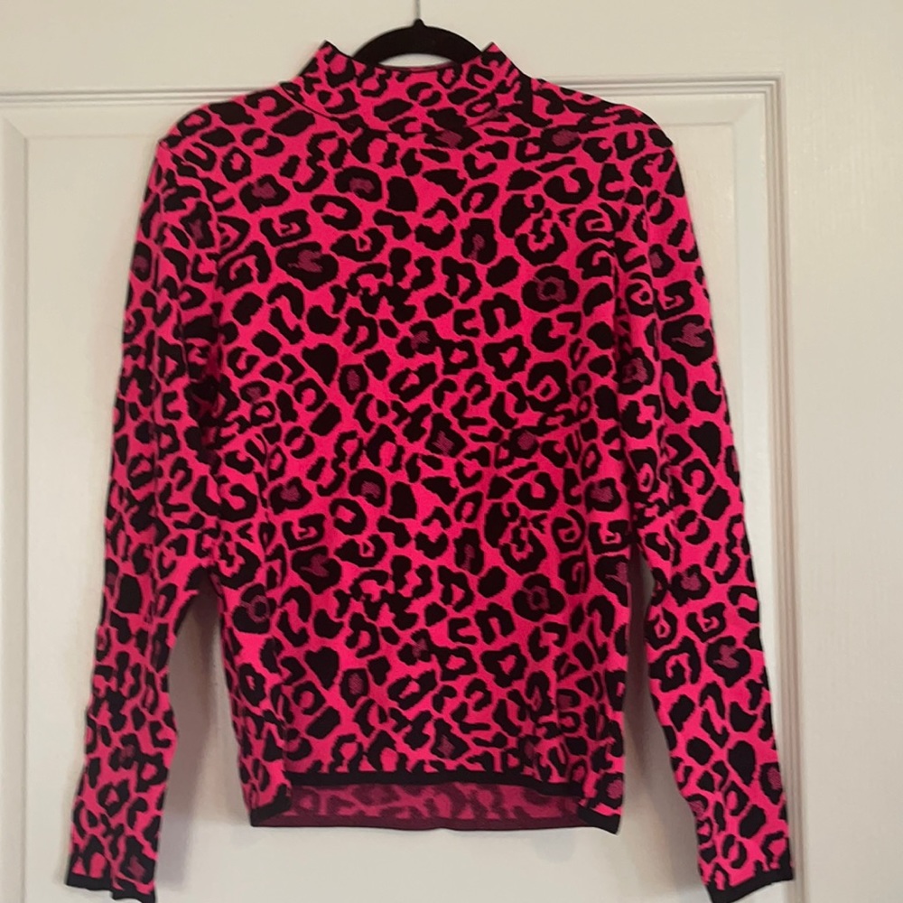 Gorgeous pink leopard mock neck bodycon sweater